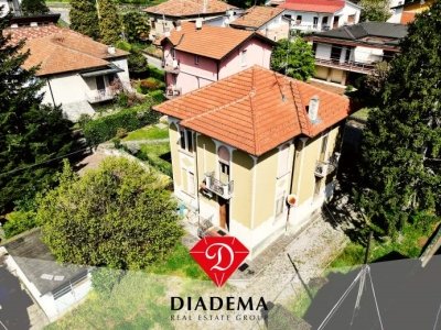 casa indipendente in vendita a Cavaria con Premezzo