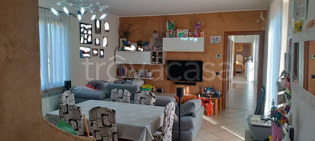 appartamento in vendita a Cavaria con Premezzo
