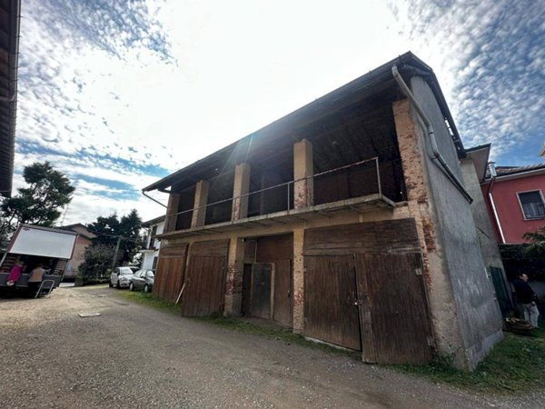 appartamento in vendita a Cavaria con Premezzo