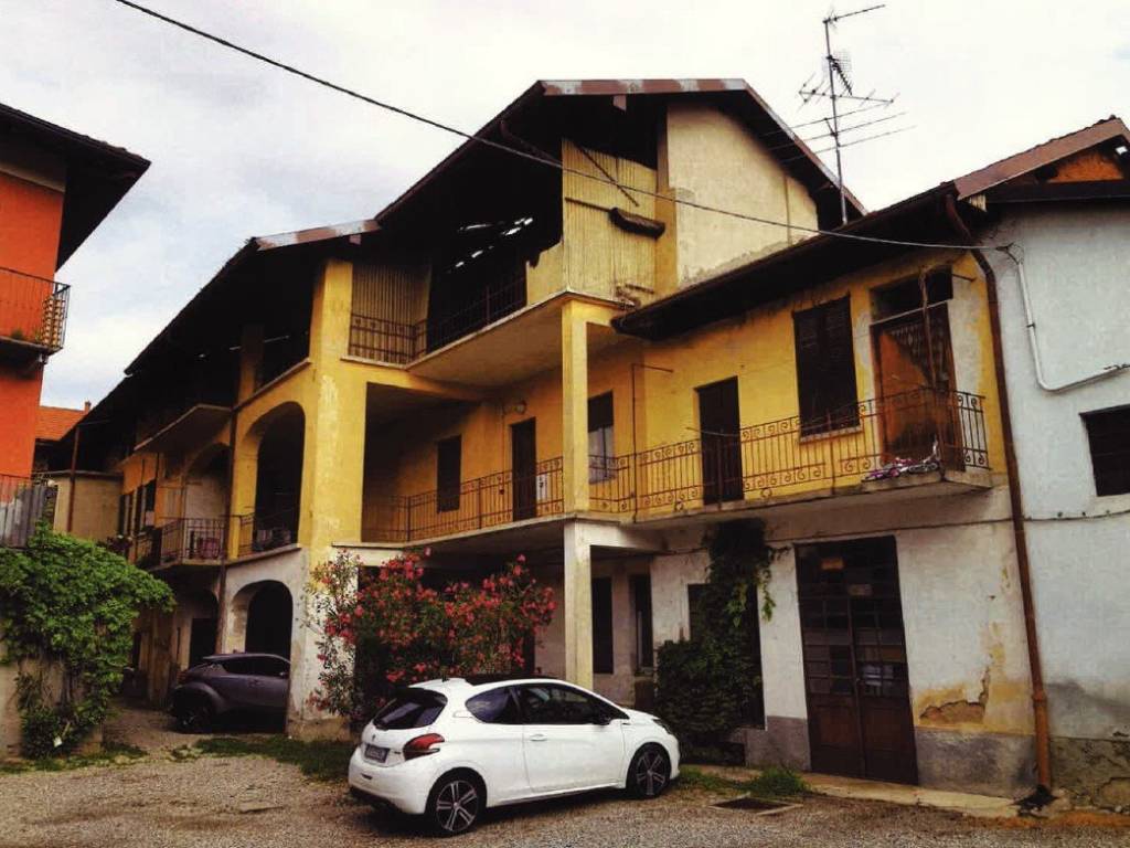 appartamento in vendita a Cavaria con Premezzo