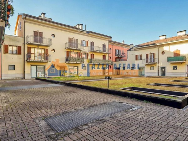 appartamento in vendita a Cavaria con Premezzo