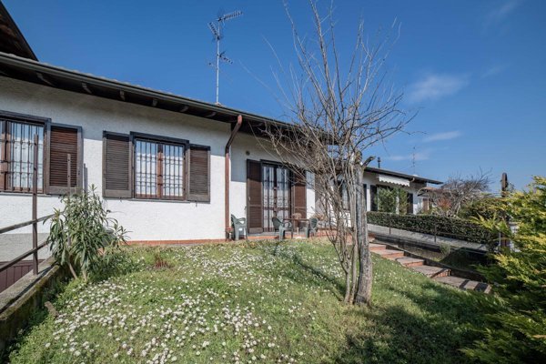 casa indipendente in vendita a Cavaria con Premezzo