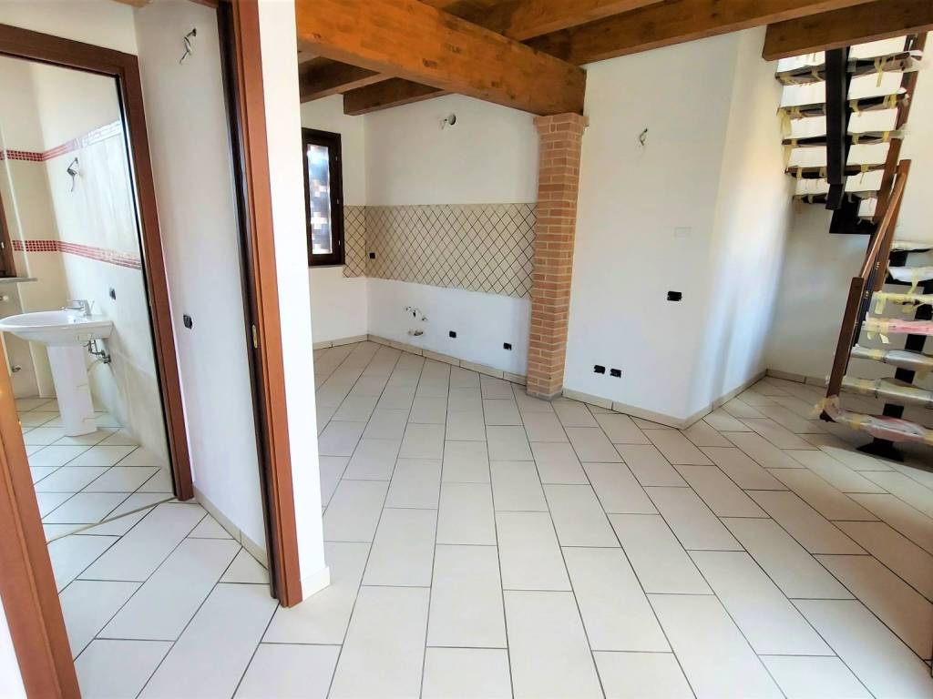 appartamento in vendita a Cavaria con Premezzo