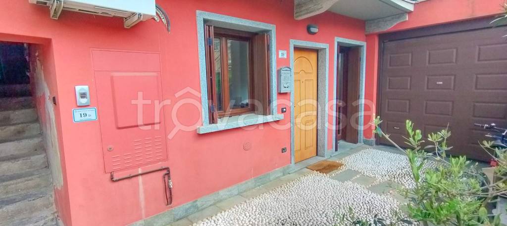 appartamento in vendita a Cavaria con Premezzo