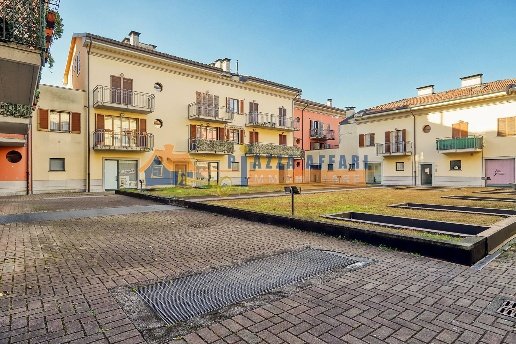 appartamento in vendita a Cavaria con Premezzo