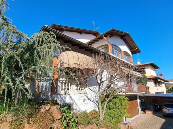 casa indipendente in vendita a Cavaria con Premezzo