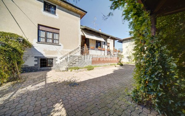 casa indipendente in vendita a Cavaria con Premezzo