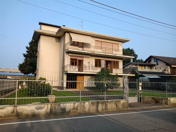 appartamento in vendita a Cavaria con Premezzo