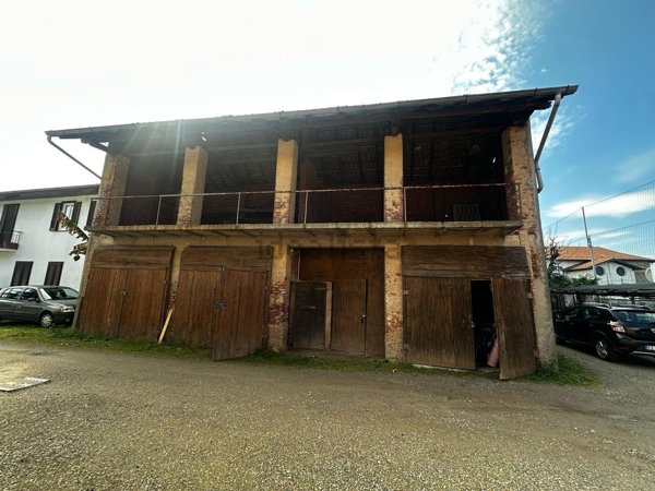 appartamento in vendita a Cavaria con Premezzo