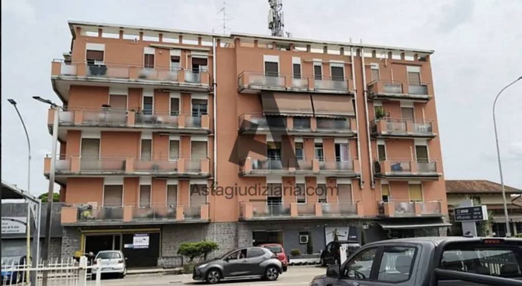 appartamento in vendita a Cavaria con Premezzo