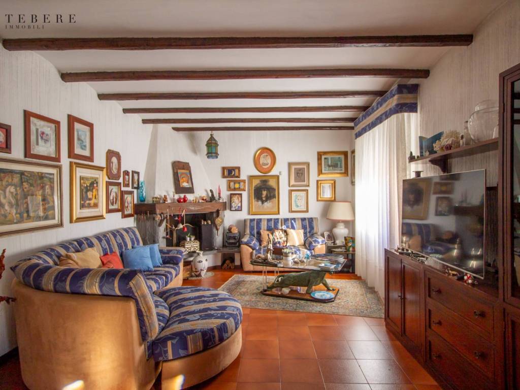 casa indipendente in vendita a Cavaria con Premezzo