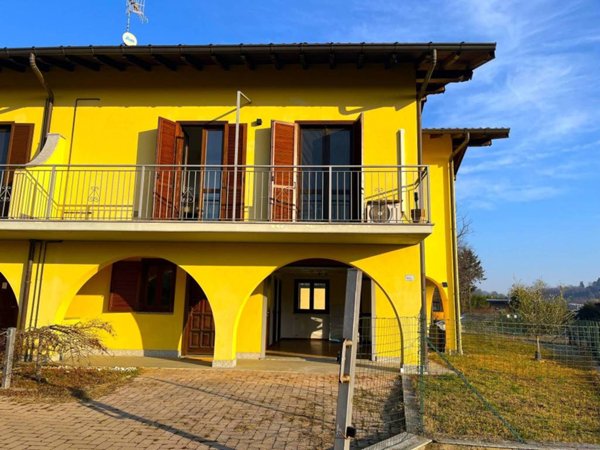 casa indipendente in vendita a Cavaria con Premezzo