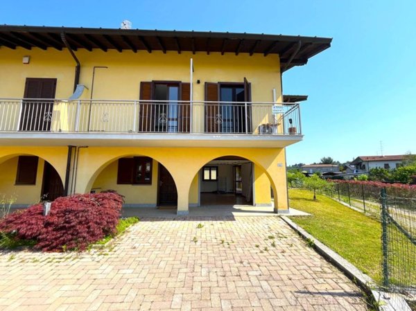 casa indipendente in vendita a Cavaria con Premezzo