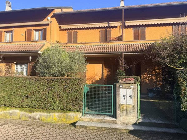 casa indipendente in vendita a Cavaria con Premezzo
