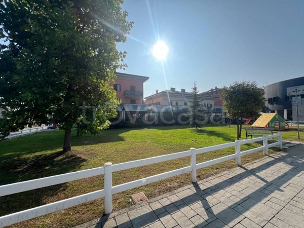 appartamento in vendita a Cavaria con Premezzo