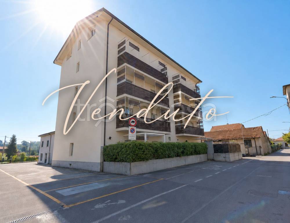 appartamento in vendita a Cavaria con Premezzo
