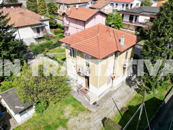 casa indipendente in vendita a Cavaria con Premezzo