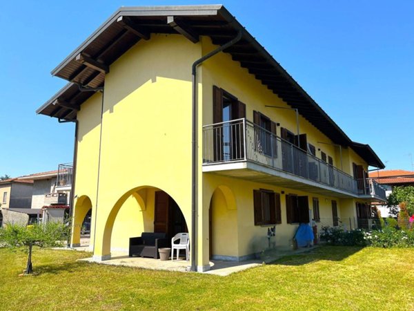 casa indipendente in vendita a Cavaria con Premezzo