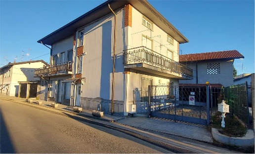 casa indipendente in vendita a Cavaria con Premezzo