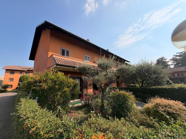 casa indipendente in vendita a Cavaria con Premezzo