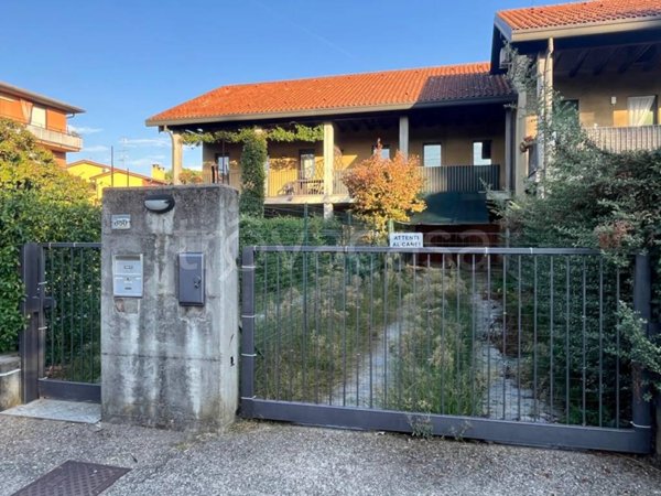 casa indipendente in vendita a Cavaria con Premezzo