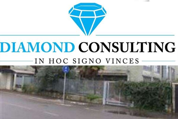 capannone in vendita a Cislago