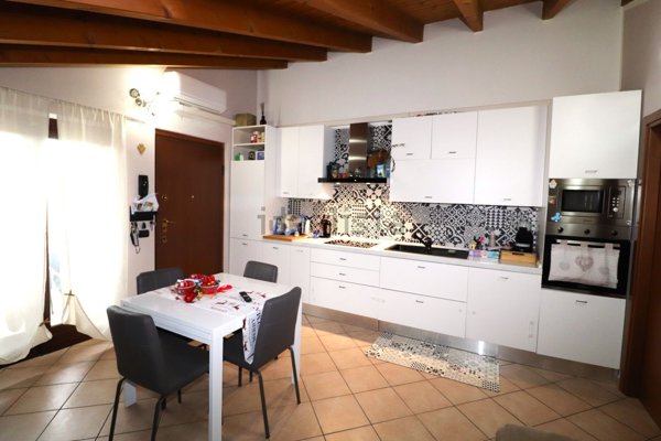 appartamento in vendita a Cislago