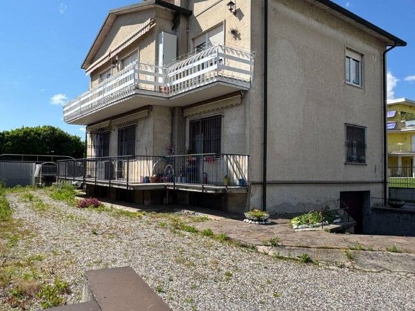 appartamento in vendita a Cislago