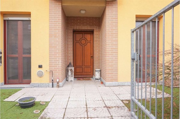 casa indipendente in vendita a Cislago in zona Massina