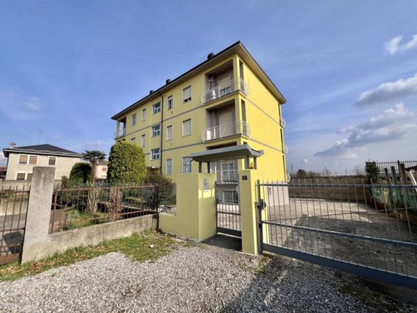 appartamento in vendita a Cislago