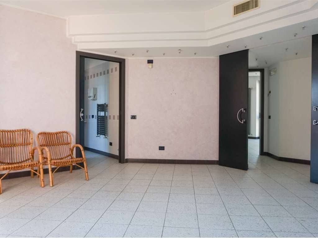 attico in vendita a Cislago