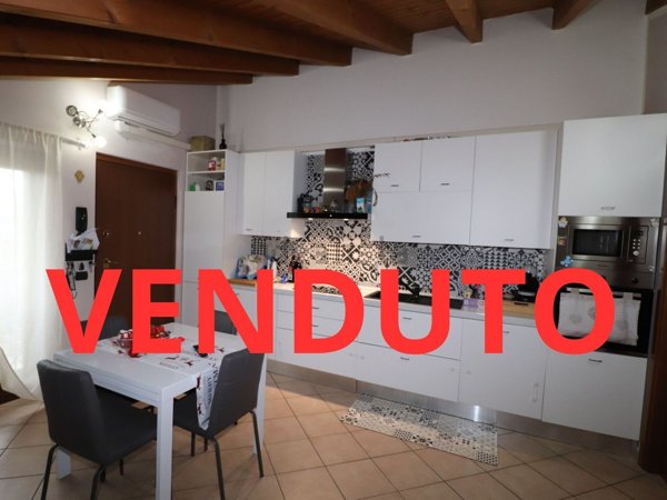 appartamento in vendita a Cislago