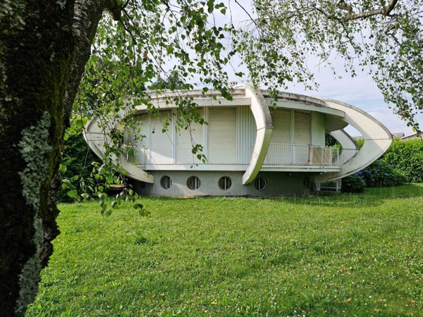 casa indipendente in vendita a Cislago
