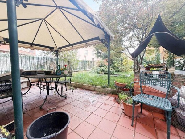 casa indipendente in vendita a Cislago