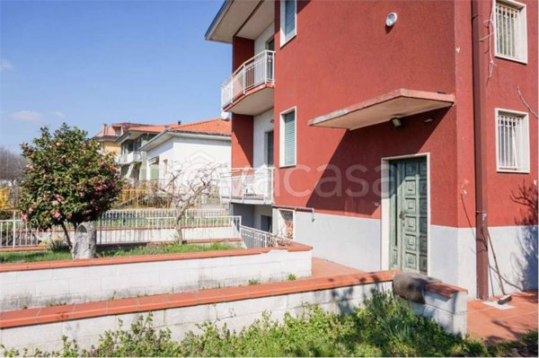 casa indipendente in vendita a Cislago