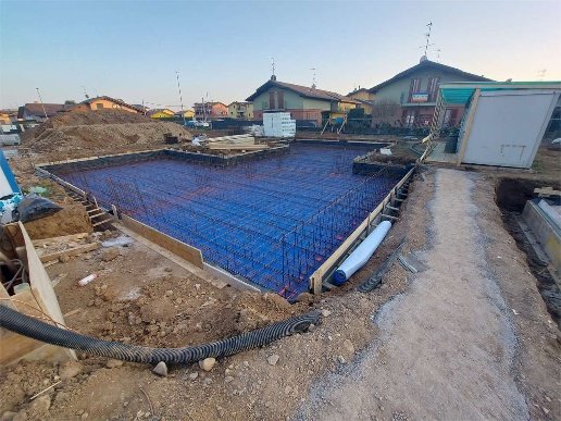 casa indipendente in vendita a Cislago