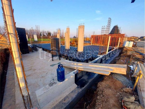 casa indipendente in vendita a Cislago