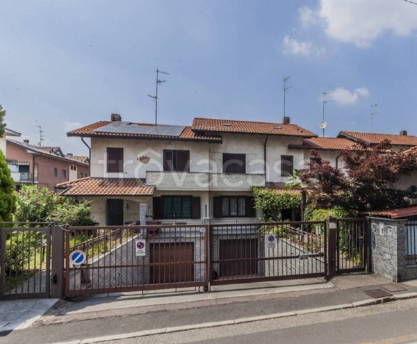 casa indipendente in vendita a Cislago