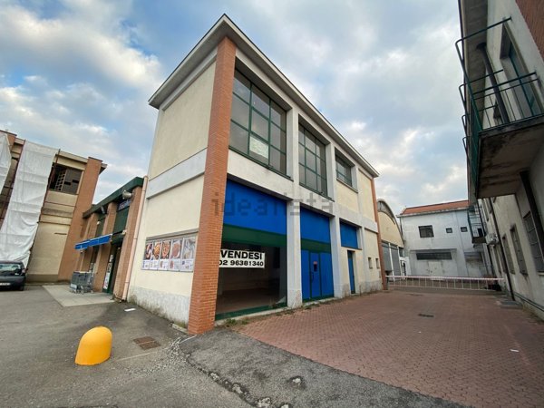 ufficio in vendita a Cislago