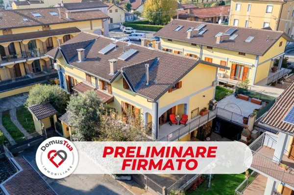 casa indipendente in vendita a Cislago in zona Massina