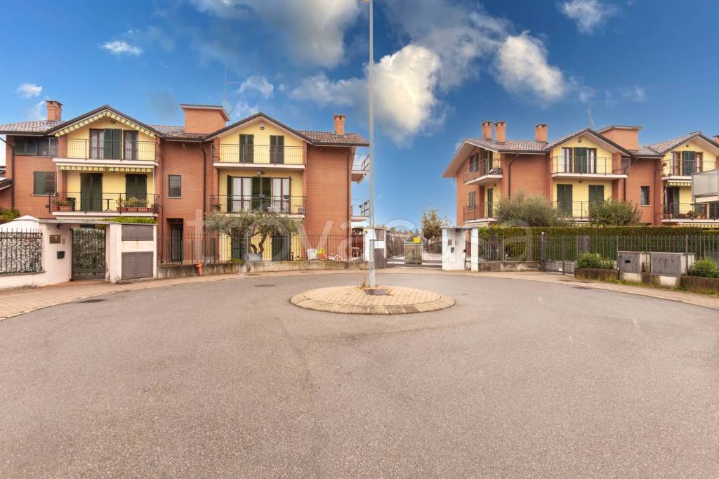 appartamento in vendita a Cislago