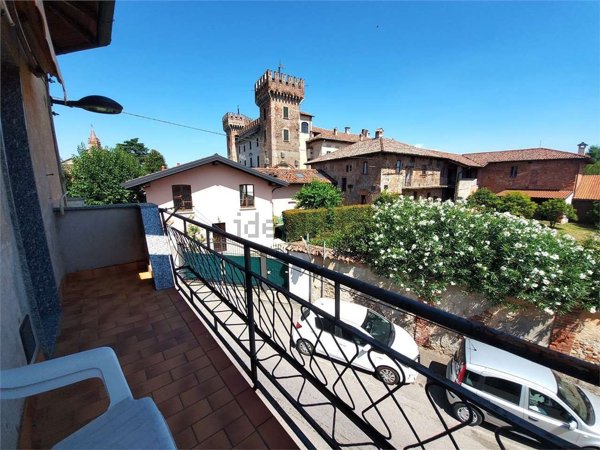 casa indipendente in vendita a Cislago