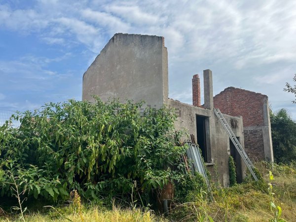 casale in vendita a Cislago