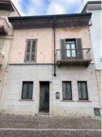 casa indipendente in vendita a Cislago