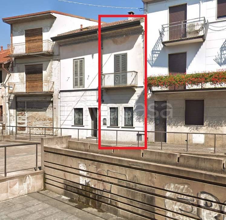 casa indipendente in vendita a Cislago