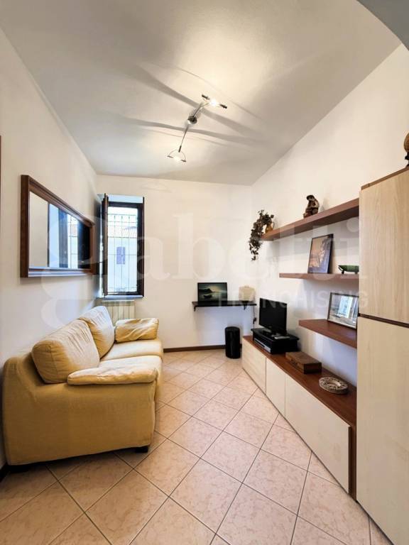 appartamento in vendita a Cislago