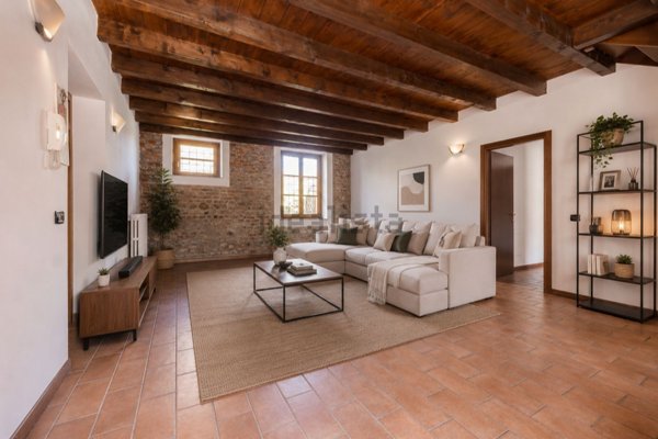 casa indipendente in vendita a Cislago