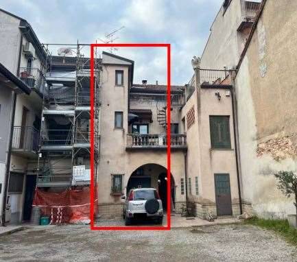 casa indipendente in vendita a Cislago