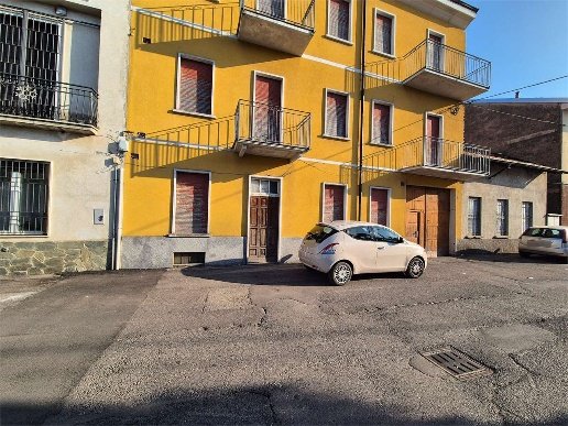 appartamento in vendita a Cislago in zona Massina
