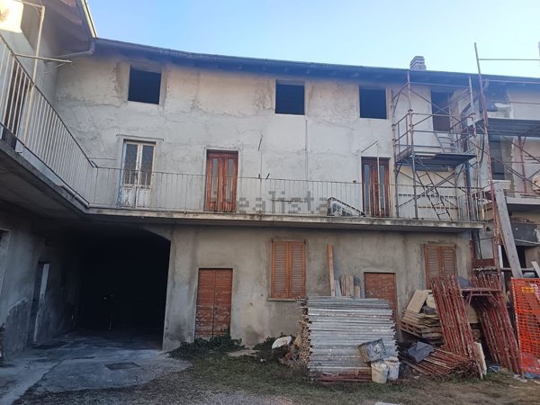 appartamento in vendita a Cislago